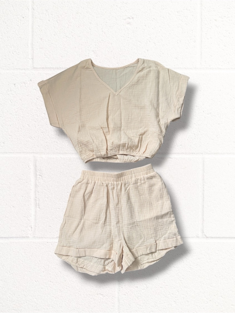 NEW Cupshe Cream High-Waist Gauze Lounge Shorts Set, Small - Picture 2 of 7